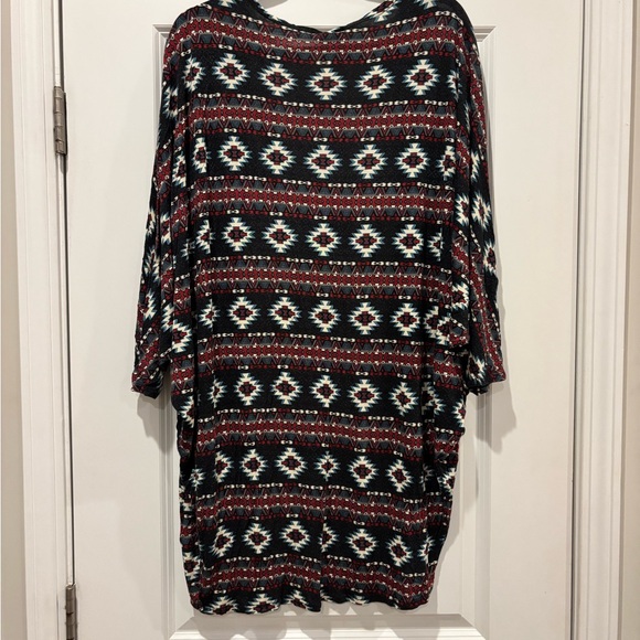 Women's Patterned Cardigan - Picture 3 of 4